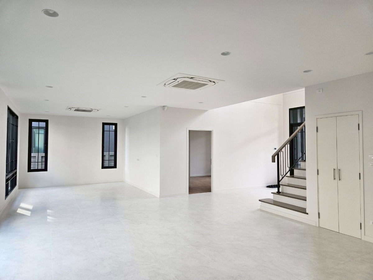 รูป ขายบ้านทิศเหนือแปลงสวย บ้านเลขที่ดี โครงการติดถนนใหญ่ราชพฤกษ์ - รูปที่ 4/11