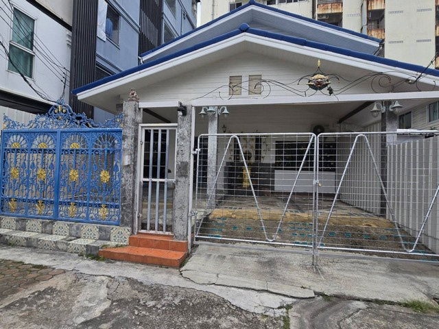 picture FOR RENT  HOUSE PROPERTY  35000 BAHT per MONTH - 1/8