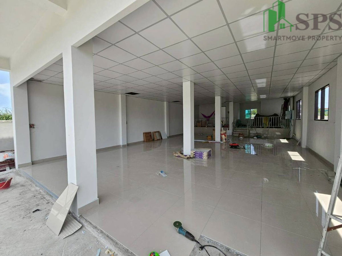 picture Newly renovated Commercial Buildings for Rent – 2 Units (SPSP620) - 18/20