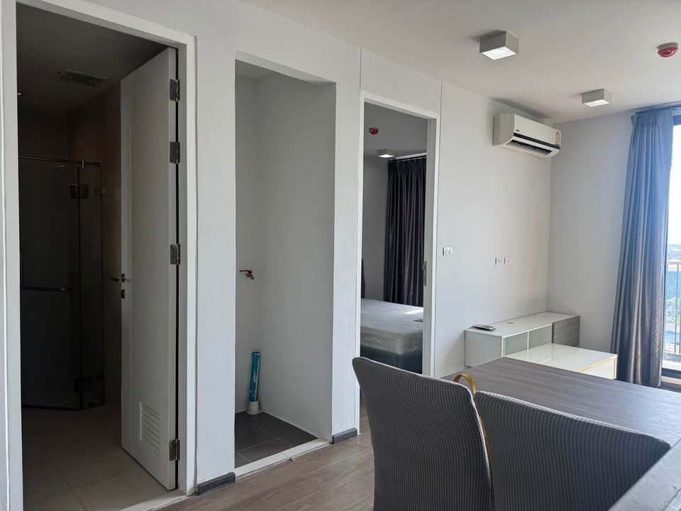 picture For rent!!  Zelle Rattanathibet  **7.2 K. per month**  32 sq.m. 1Bed1Bath  8th Floor - 8/9