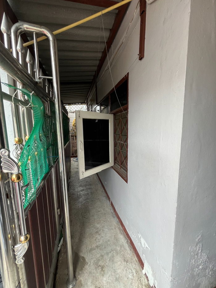 รูป ประกาศขายบ้านเดี่ยว 2 ชั้น พร้อมต่อเติมห้องครัวด้านหลัง - รูปที่ 26/40