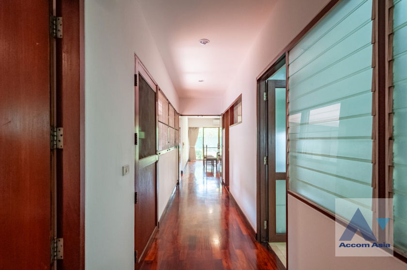 picture 🔼🔽 AccomA 📩  3 BR House in Khlong Ton Nuea (1720459) - 16/20