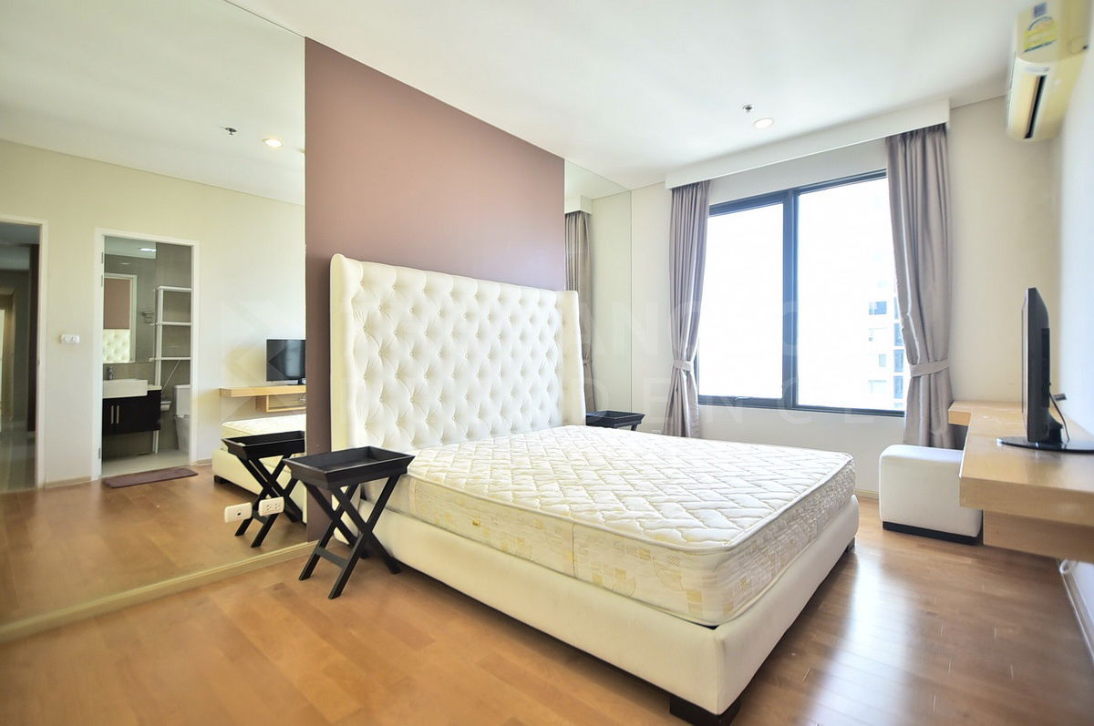 picture  Villa Asoke, Special Unit, 💥 Stunning Views 🌟 ,Near MRT Phetchaburi  - 4/12