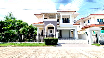 บ้านเดี่ยว สมุทรสาคร : ขายบ้านเดี่ยว 2 ชั้น THE GRAND RAMA 2 : ParkVille หลังริม เฟอร์ฯบิ้วอิน พร้อมเข้าอยู่ ทำเลดี ใกล้ตลาดสดมหาชัยเมืองใหม่