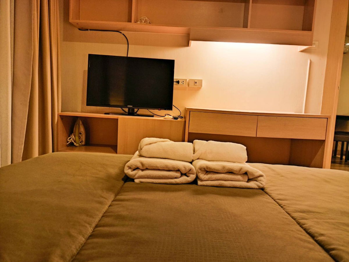 picture 🏡 For Rent: Modern Condo near Suan Dok Hospital – Perfect for Doctors, Professors, and Remote Workers - 23/35