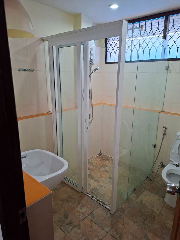 picture For Rent : Townhome Arden Thong Lor-Phattanakan 20 at Line : @homefinder - 15/17