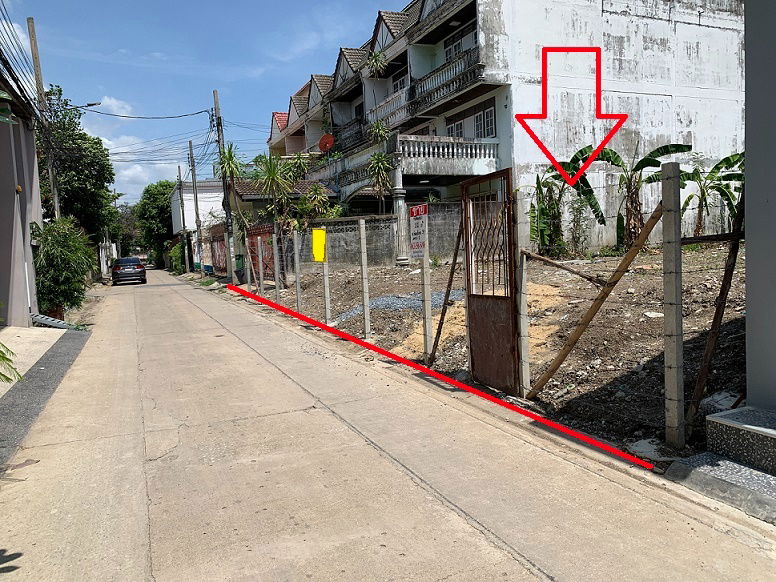 รูป ขายที่ดินเปล่า ใกล้รถไฟฟ้าใต้ดิน ลาดพร้าว ซ.รัชดาภิเษก 32 ขนาด 102 ตารางวา ถมแล้ว เหมาะสร้างบ้านพักอาศัย - รูปที่ 2/7