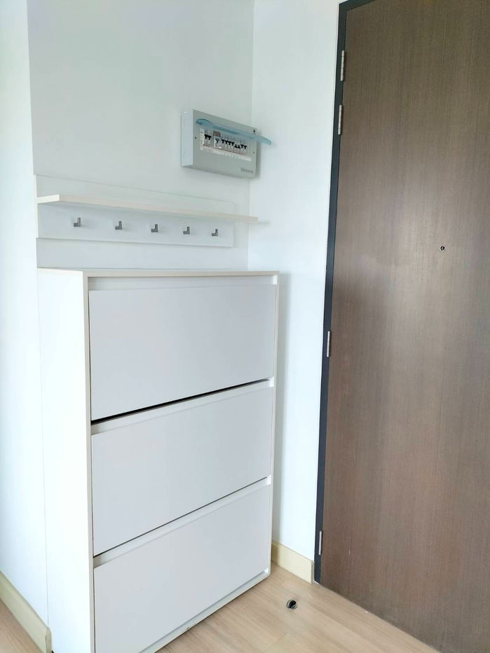 picture Don't delay! 🔥🔥🔥 For rent: The Parkland Srinakarin. Beautiful room, exactly as pictured. Fully furnished. Ready to move in  - 9/10