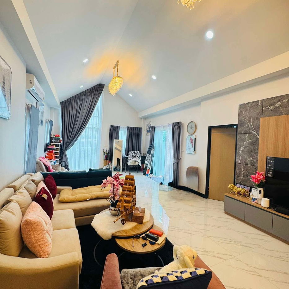 picture Ready to move in house, private swimming pool, good atmosphere - 16/18