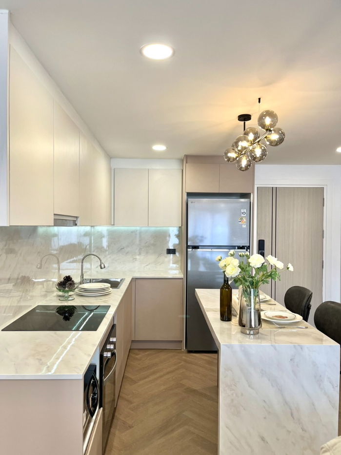 picture Condo for sale, Sri Thana, near Nimman, Chiang Mai  bedrooms Tel 082-389-9314 Boo - 3/29
