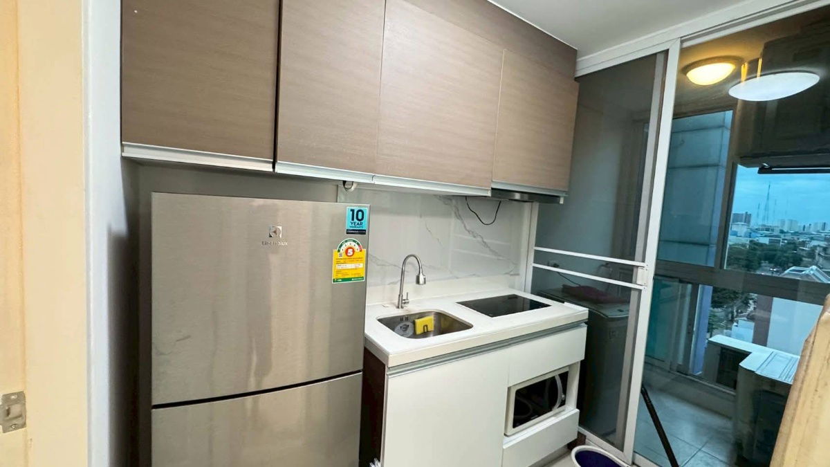 picture Chateau in Town Phaholyothin 11 for rent, beautiful and spacious room, newly renovated, ready to move in. - 14/15
