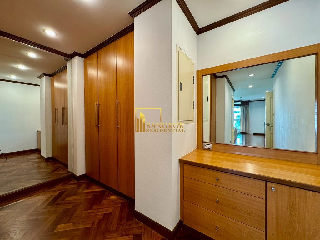picture Navin Court | Bright and Airy 2 Bedroom Condo For Rent - BR60509CD - 18/38