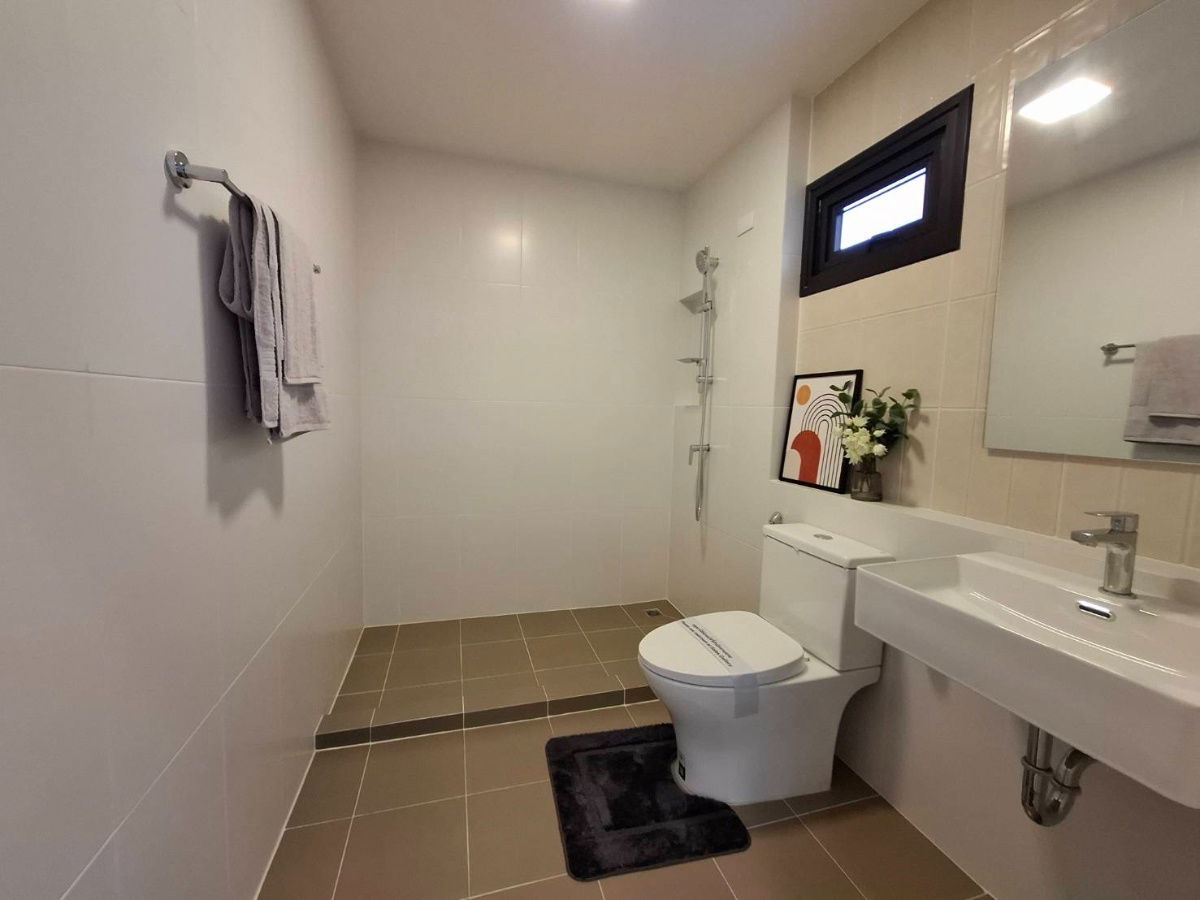 รูป ขายบ้านตัวอย่าง Fully furnished อณาสิริพายัพ แปลงหัวมุมหน้าสวน วิวสวย - รูปที่ 10/11
