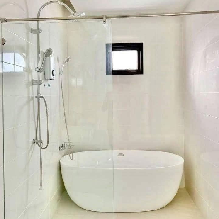 picture Beautiful house, nice to live in, next to Sukhumvit Road, ready to move in - 3/12