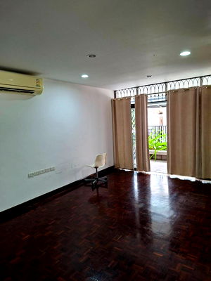 Houses for rent Phatthanakan Road : For Rent : Townhome Arden Thong Lor-Phattanakan 20 at Line : @homefinder