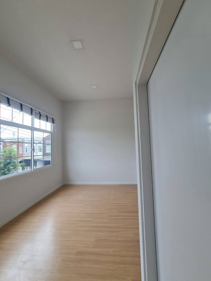 รูป Amstel หลังสุดท้าย! Master Bedroom เพดานสูง 3.7 ม. ใกล้ดอนเมือง-ม.รังสิต พิเศษ 4.99 ลบ. - รูปที่ 1/10