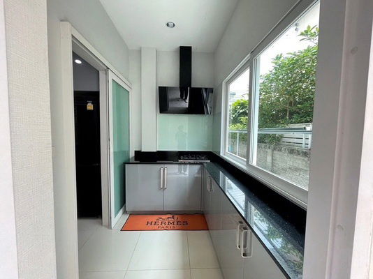 picture FOR RENT GRANDIO RAMINTRA - WONGWAEN / 4 bedrooms 3 bathrooms / 50 Sqw. 155 Sqm. **80,000** CLOSE TO CHALONGRAT EXPRESSWAY - 5/14