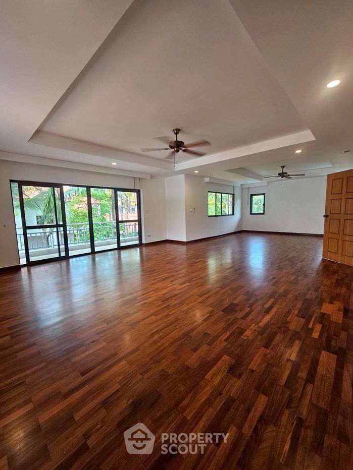 รูป บ้าน 4-ห้องนอน ใน บางตลาด (ID 2130318) - รูปที่ 2/17