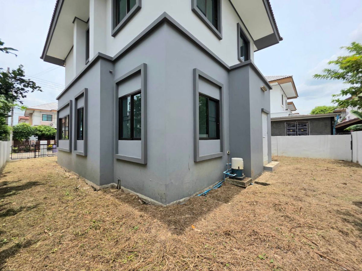 รูป บ้านรีโนเวทใหม่ทั้งหลัง หมู่บ้านวิสต้าวิลล์ (B1 B2) ลำลูกกา คลอง 3 ซอยเปียร์นนท์ ถนนชลมาร์คพิจารณ์ - รูปที่ 11/36