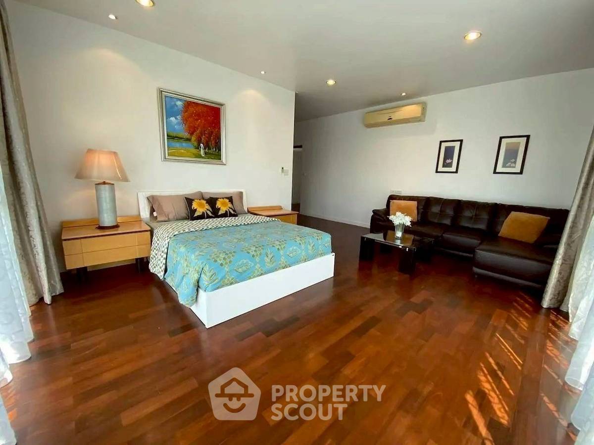 รูป บ้าน 4-ห้องนอน ใน บางตลาด (ID 2242703) - รูปที่ 13/18