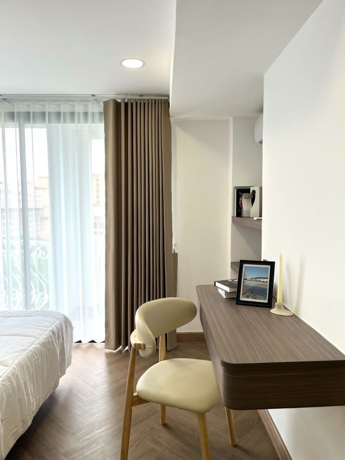 picture Condo for sale, Sri Thana, near Nimman, Chiang Mai  bedrooms Tel 082-389-9314 Boo - 16/29