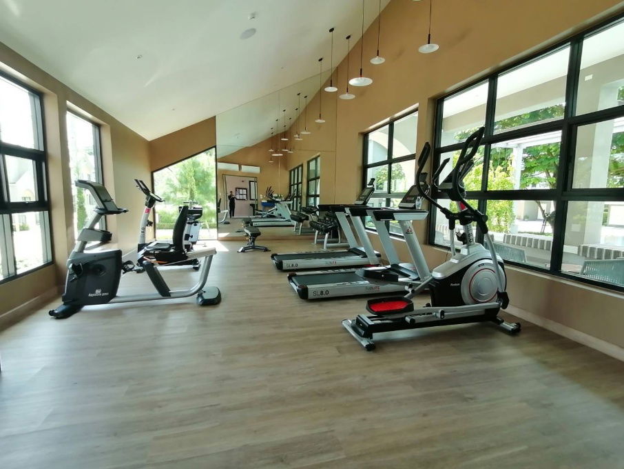 รูป ขายบ้านตัวอย่าง Fully furnished อณาสิริพายัพ แปลงหัวมุมหน้าสวน วิวสวย ที่ดินกว้าง - รูปที่ 4/11