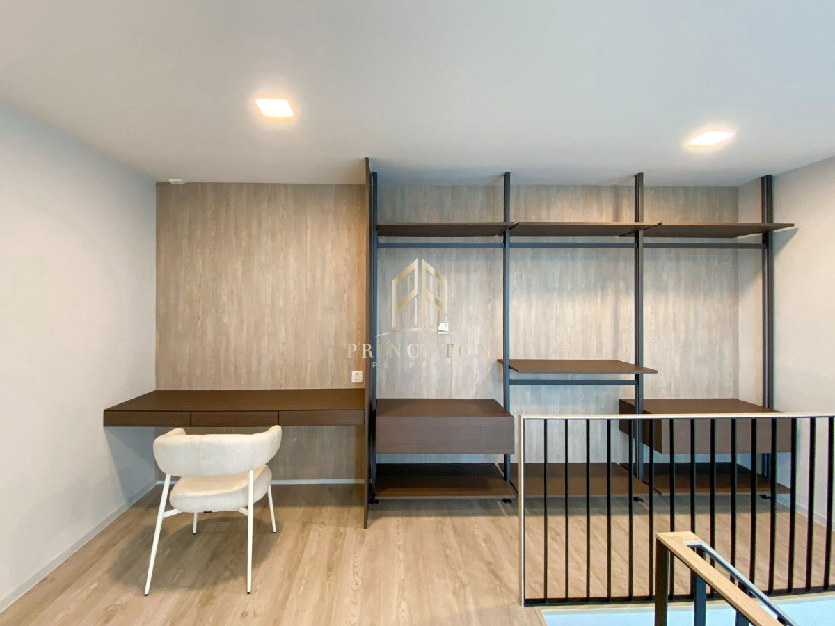 picture Luxury Home for Rent at VIVE Krungthep Kreetha Comes with a Private Swimming Pool - 33/48