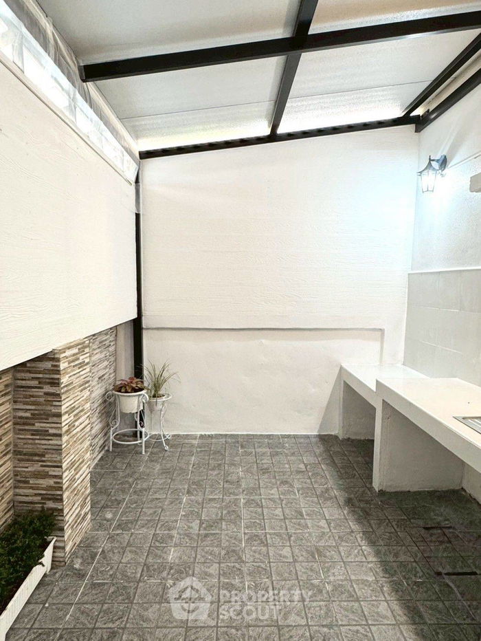 picture 7-BR Townhouse in Pak Kret (ID 2242698) - 14/14