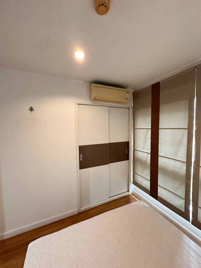 picture For rent Lumpini Place Ratchayothin - 6/12