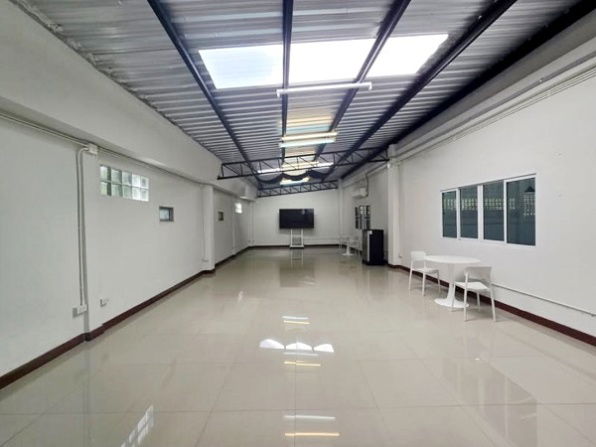 รูป ให้เช่า โกดัง พร้อมออฟฟิศสำนักงาน ซ.ลาดพร้าว  พื้นที่ 490 ตร.ม. ใกล้ MRT ลาดพร้าว 850 เมตร - รูปที่ 6/11