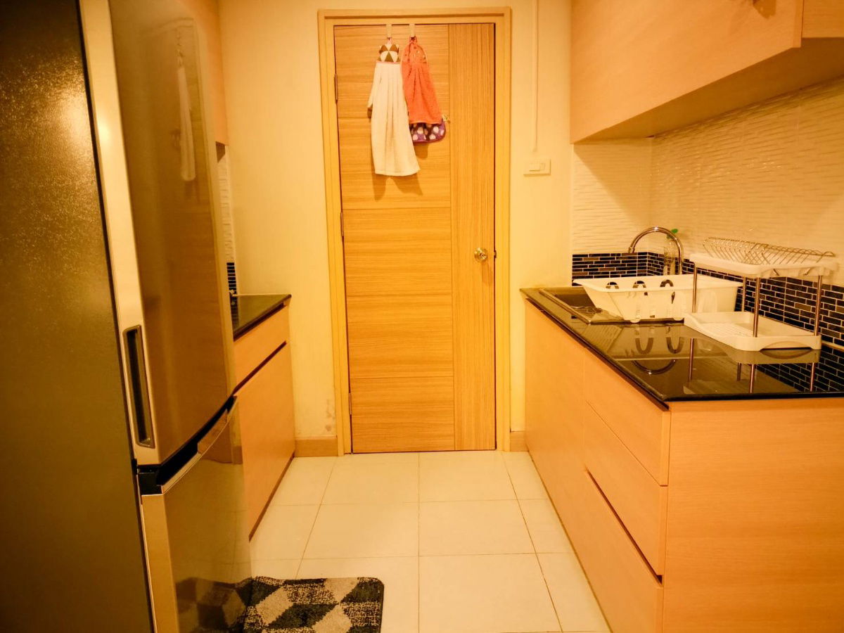 picture 🏡 For Rent: Modern Condo near Suan Dok Hospital – Perfect for Doctors, Professors, and Remote Workers - 33/35