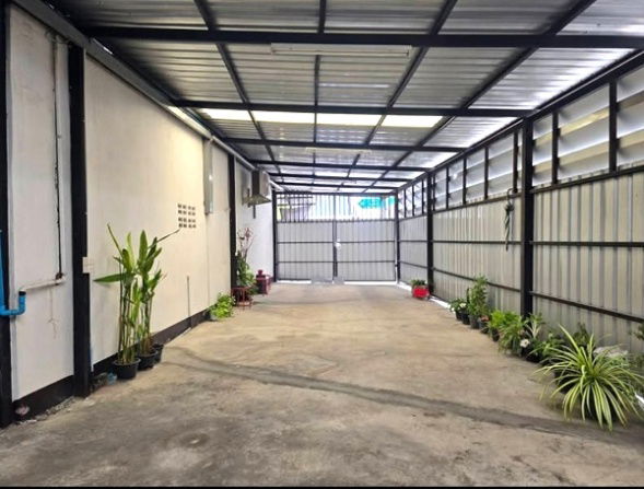 รูป ให้เช่า โกดัง พร้อมออฟฟิศสำนักงาน ซ.ลาดพร้าว  พื้นที่ 490 ตร.ม. ใกล้ MRT ลาดพร้าว 850 เมตร - รูปที่ 3/11