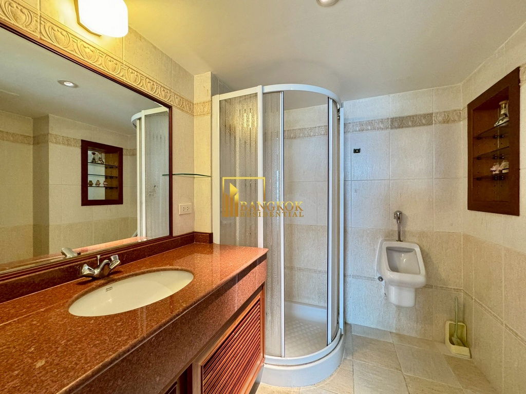 picture Navin Court | Charming 3 Bed Condo For Rent in Phloenchit - BR60510CD - 17/45