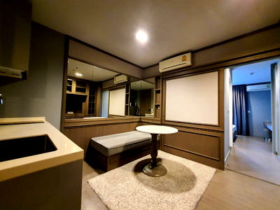 คอนโดให้เช่า : คอนโดใกล้ MRTพระราม 9 ห้องหใหม่ แต่งครบพร้อมเข้าอยู่ราคา14,000บาท/เตือน 