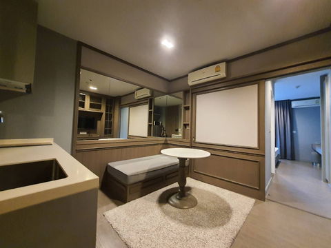 คอนโดใกล้ MRTพระราม 9 ห้องหใหม่ แต่งครบพร้อมเข้าอยู่ราคา13,500บาท/เตือน 
