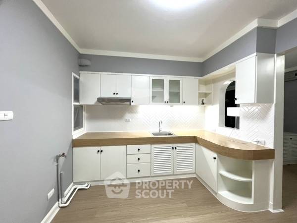 picture 1-BR Condo at Baan Suanthon Srinakarin Condominium in Bang Kaeo (ID 2230902) - 11/17