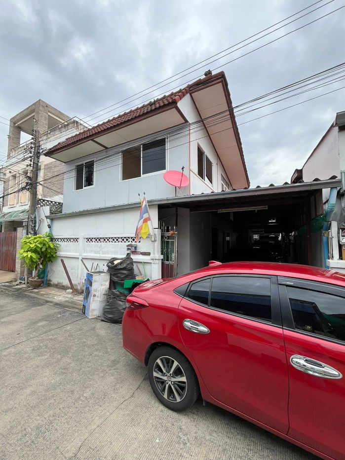 รูป ประกาศขายบ้านเดี่ยว 2 ชั้น พร้อมต่อเติมห้องครัวด้านหลัง - รูปที่ 27/40