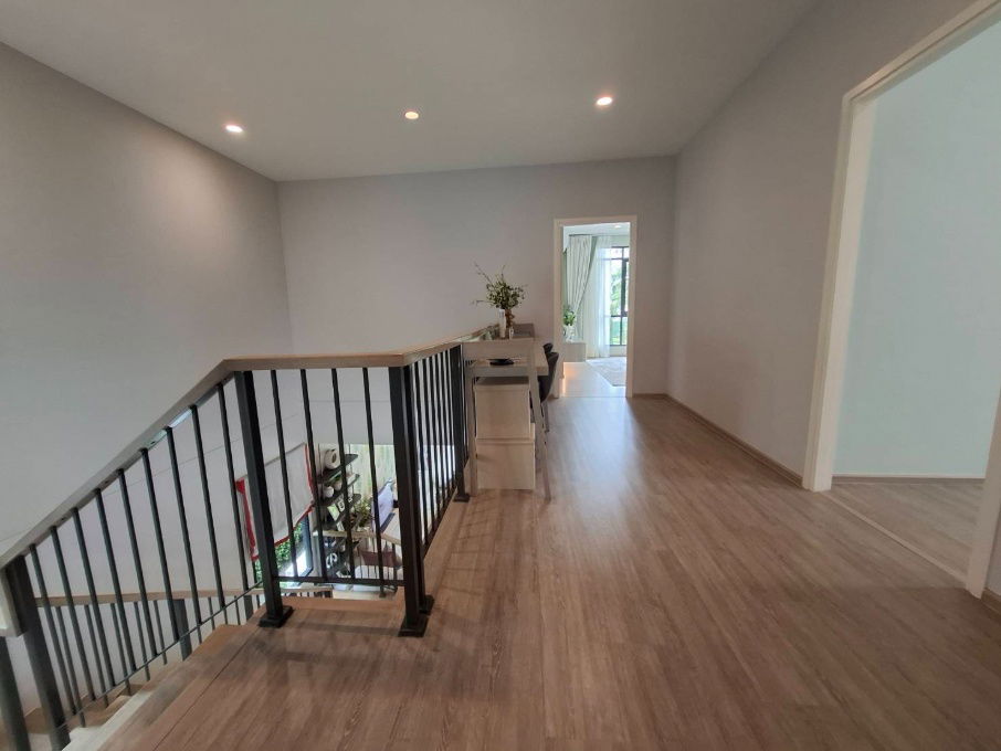รูป ขายบ้านตัวอย่าง Fully furnished อณาสิริพายัพ แปลงหัวมุมหน้าสวน วิวสวย ที่ดินกว้าง - รูปที่ 7/11