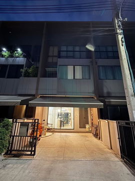 For Rent 3-story Townhouse BAAN KLANG MUANG RAMA 9-KRUNGTHEP KREETHA 3 bedroom 3 bathroom