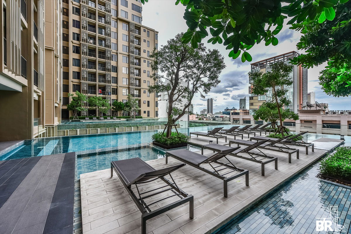 รูป 🔆Nye by Sansiri 🔆, Urban Living Steps from BTS Wongwian Yai - รูปที่ 4/7