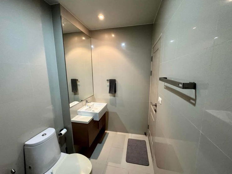 picture  For rent ✨ Noble Refine 🔥 Line ID @034etfin 📲 1 bedroom 1 bathroom✨ BTS Phrom Phong 180 meters 💚 - 10/16