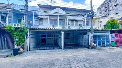 รร.นานาชาติเวลส์ 3.3กม. BTS บางจาก 2.2 กม. ให้เช่าทาวน์เฮ้าส์ 2 ชั้น 22 ตร.วา. 2นอน ตลาดบางจาก 2.2 กม.