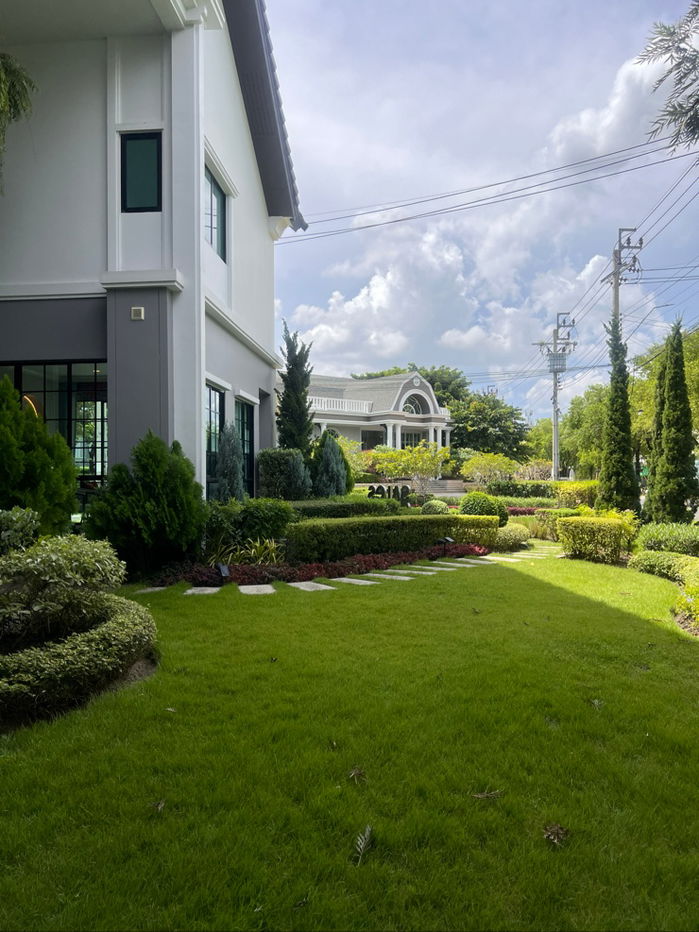รูป บ้านเดี่ยวหลังใหญ่ที่สุดในโครงการ ติดคลับเฮาส์และทะเลสาบ - รูปที่ 2/12
