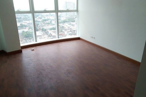 FOR SALE Bangkok Horizon Ramkhamhaeng 6143000 BAHT.