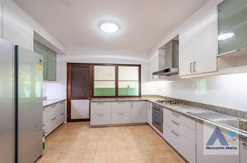 picture 🔼🔽 AccomA 📩  3 BR House in Khlong Ton Nuea (1720459) - 9/20