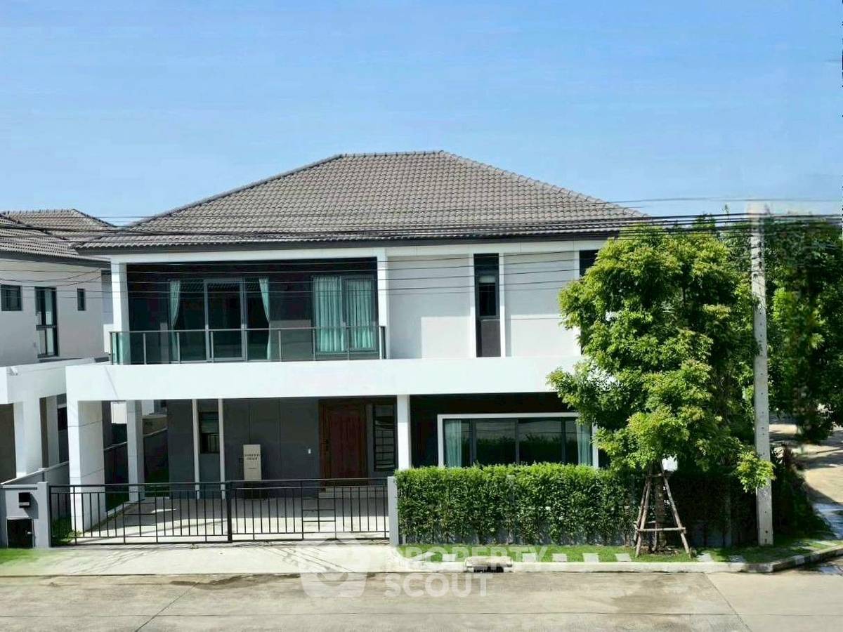 picture 4-BR House at Centro Vibhavadi in Don Mueang (ID 2242700) - 1/23