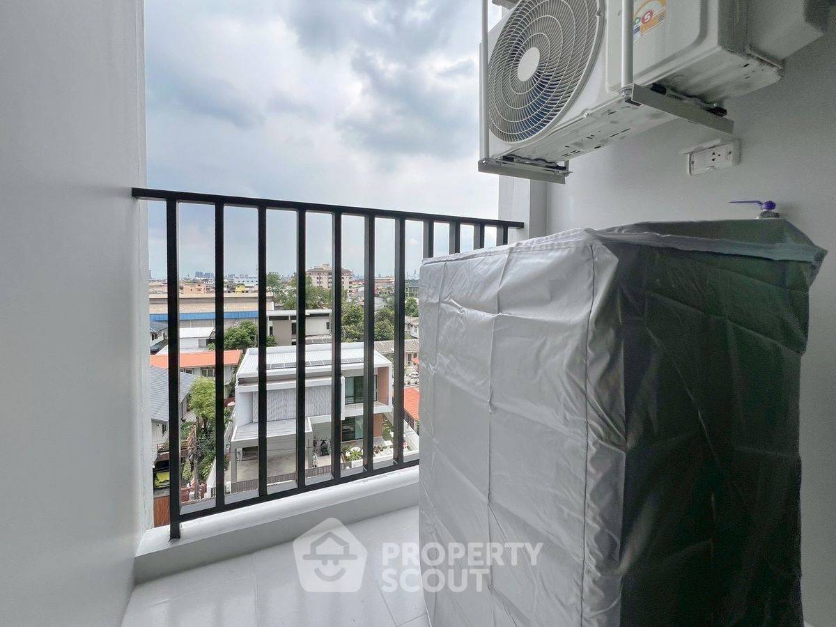 picture 1-BR Condo at Chewathai Hallmark Ladprao - Chokchai 4 in Lat Phrao (ID 2242626) - 8/9