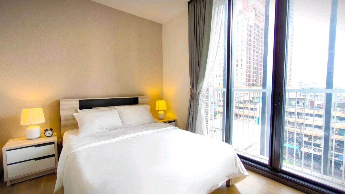 picture Park Origin Phrom Phong | BTS Phrom Phong - 3/14