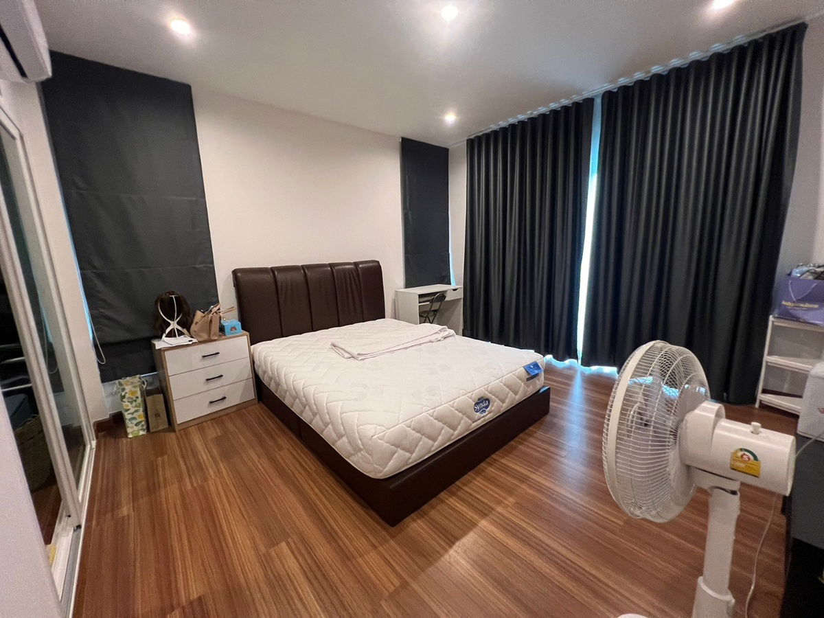 รูป บ้านเดี่ยว 2 ชั้น 3 ห้องนอน 3 ห้องน้ำ เฟอร์ครบ ซ.ลาดกระบัง 54 - รูปที่ 12/17