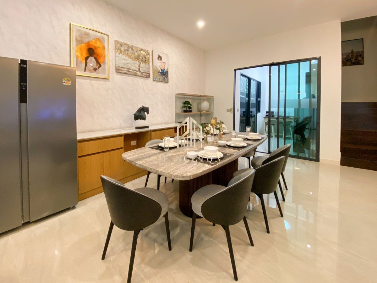รูป ดิ ออเนอร์ โยธินพัฒนา บ้านเดี่ยวสไตล์ Private Pool Villa 3 ชั้น ระดับ Super Luxury - รูปที่ 7/41